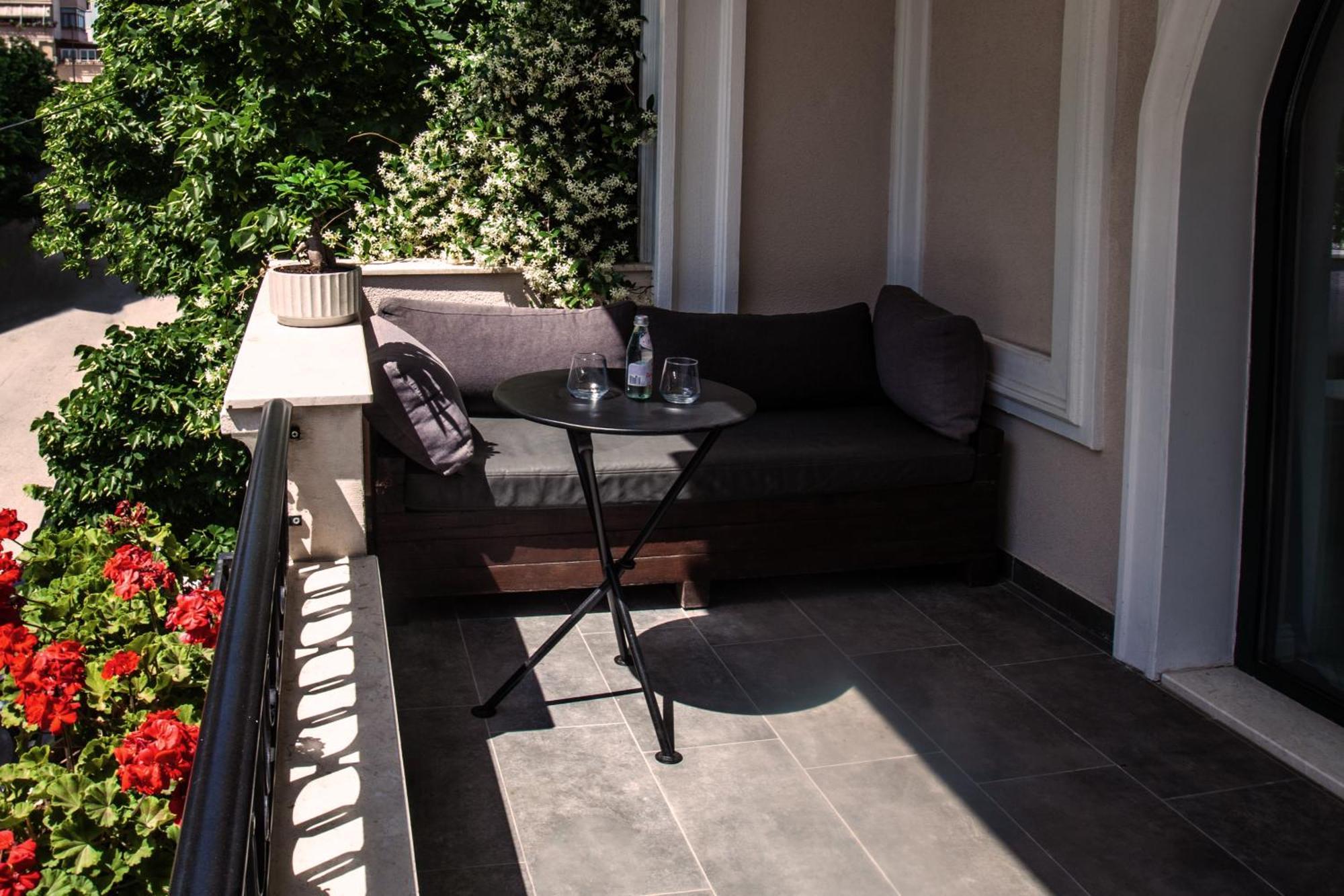 Vila Koja Boutique Hotel Tirana Exterior photo